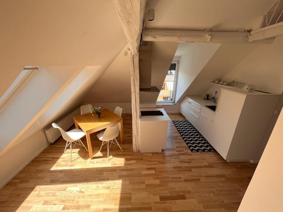 Apartment Malina - Free Private Parking Ljubljana Exteriör bild