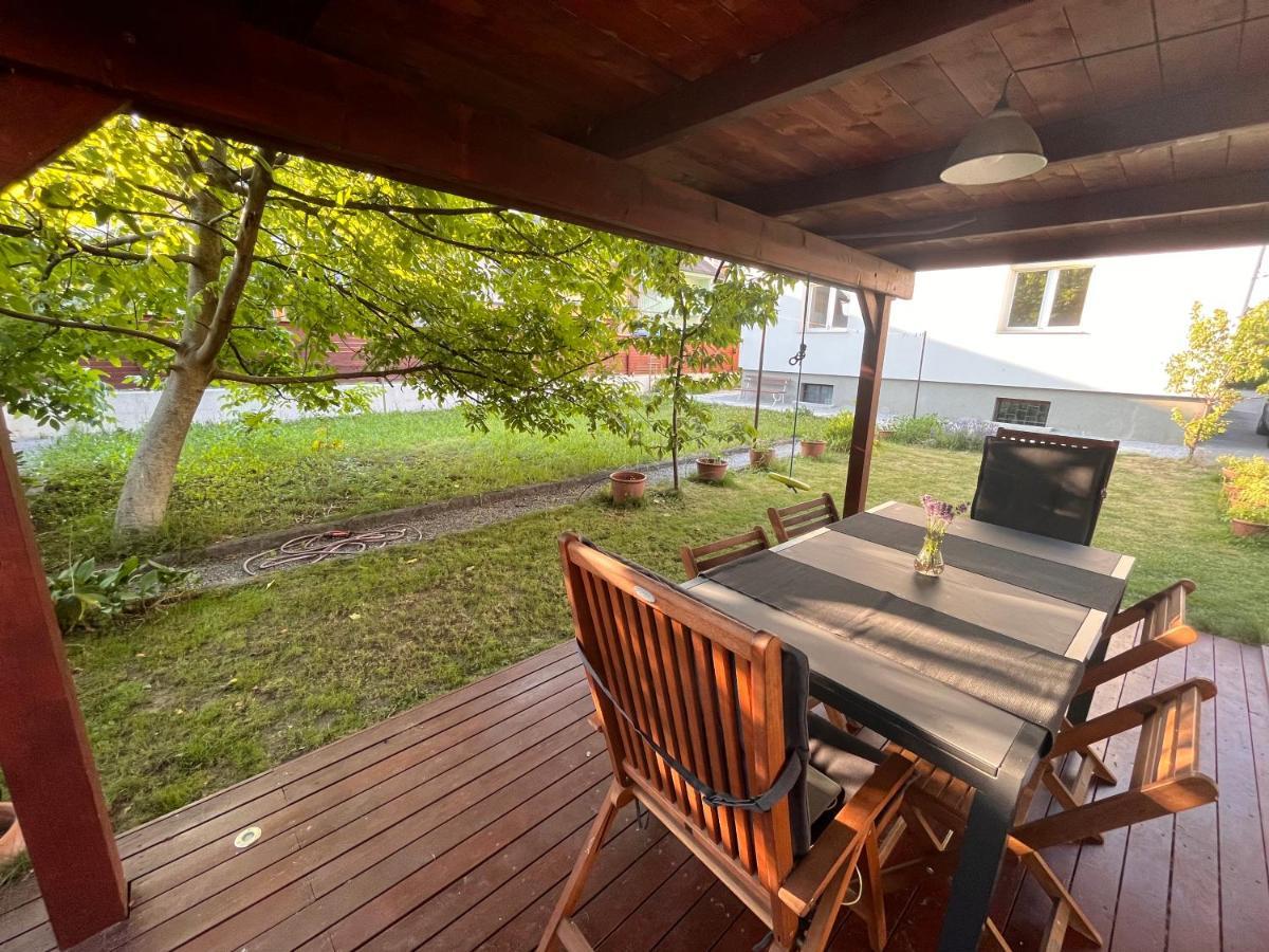 Apartment Malina - Free Private Parking Ljubljana Exteriör bild